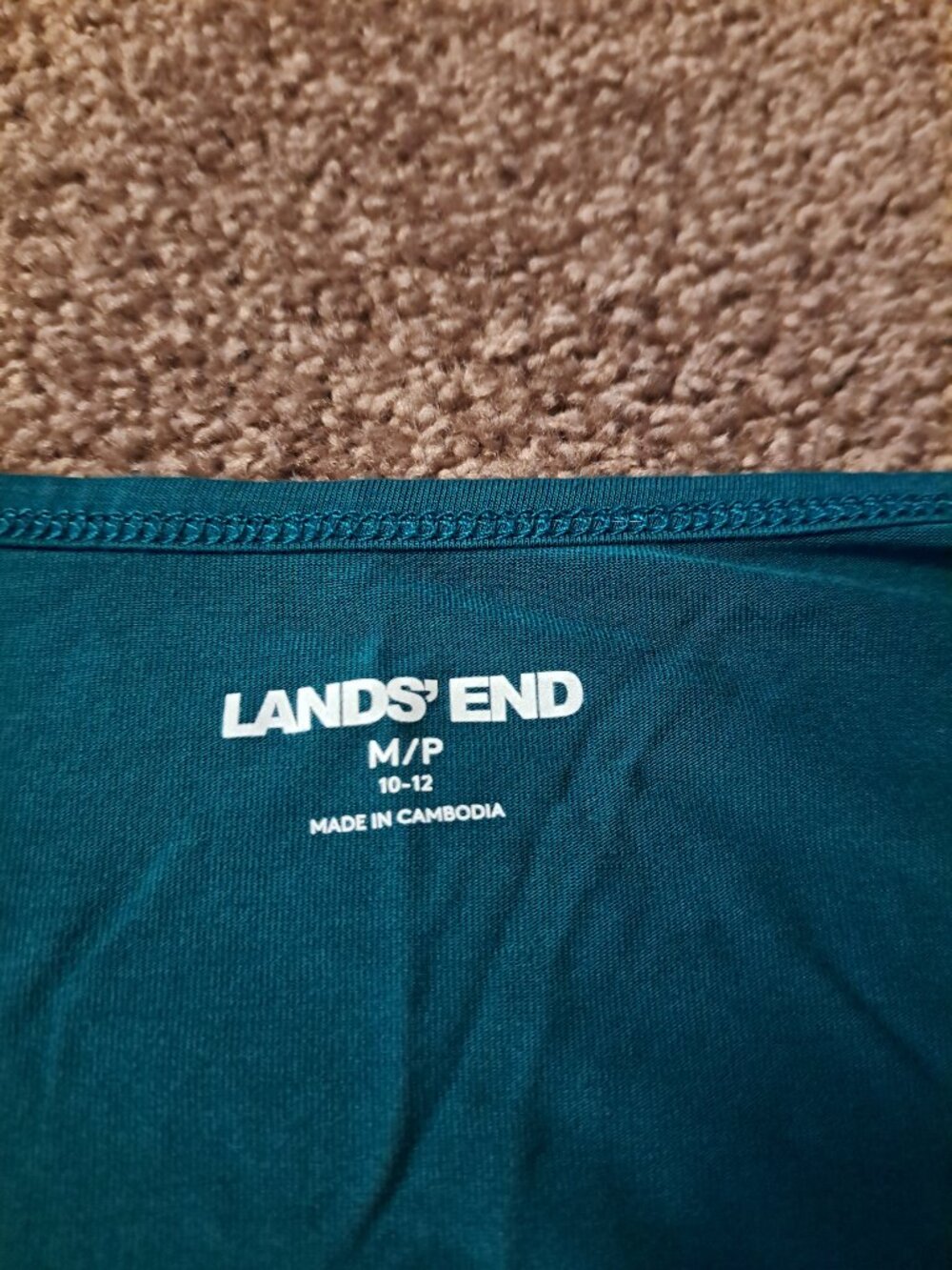 Lands End 3/4 Sleeve Relaxed,Flowing Fit Crew Neck Shirt - Picture 3 of 6